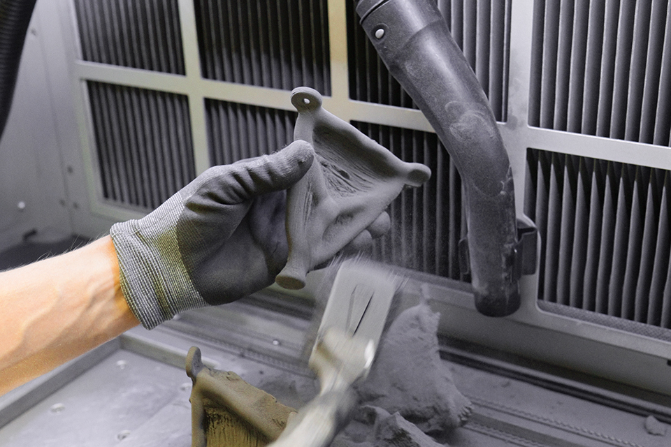 SLS-depowdering